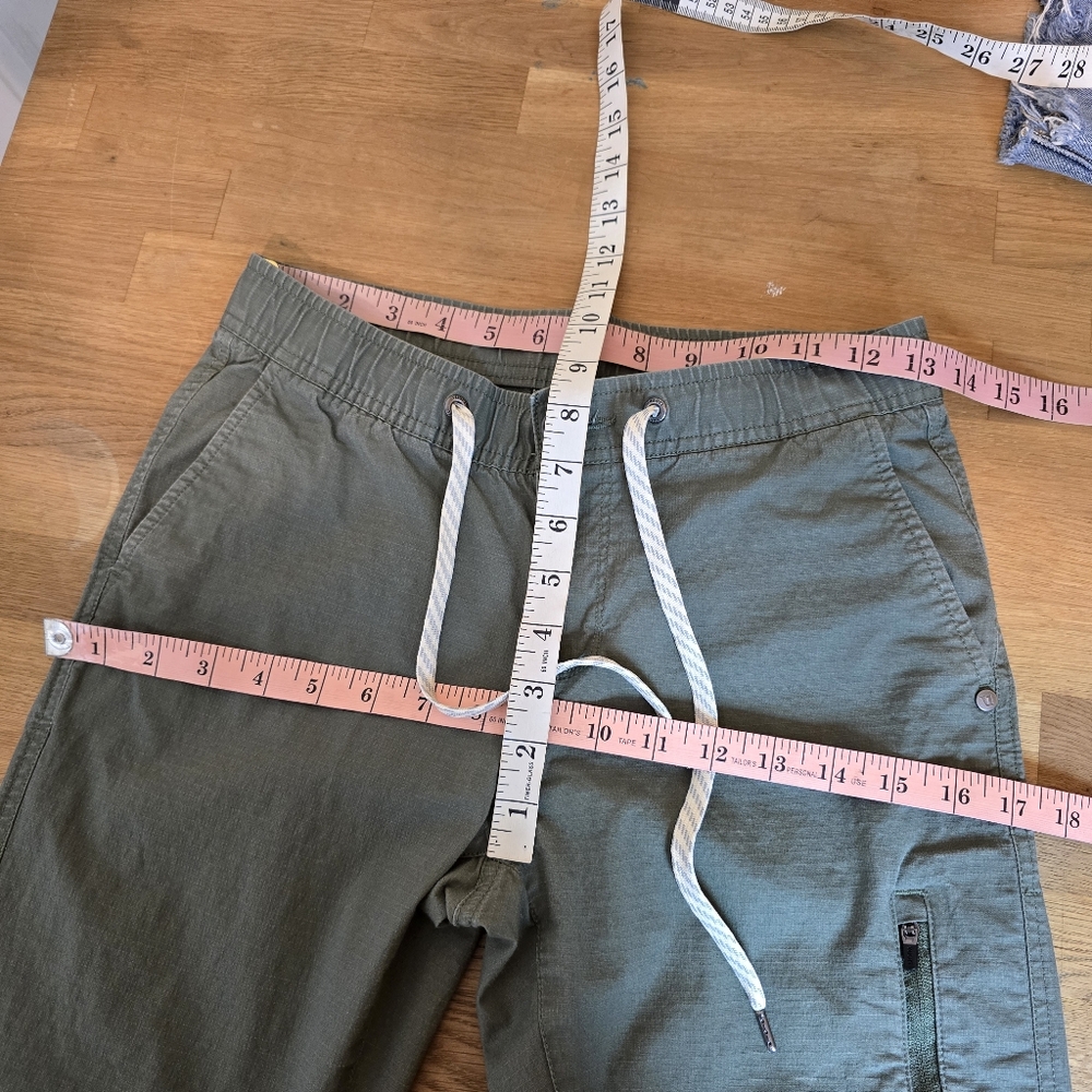 Vuori Women's Ripstop DuraTerra Pants In Olive Army Green XS - Picture 10 of 12